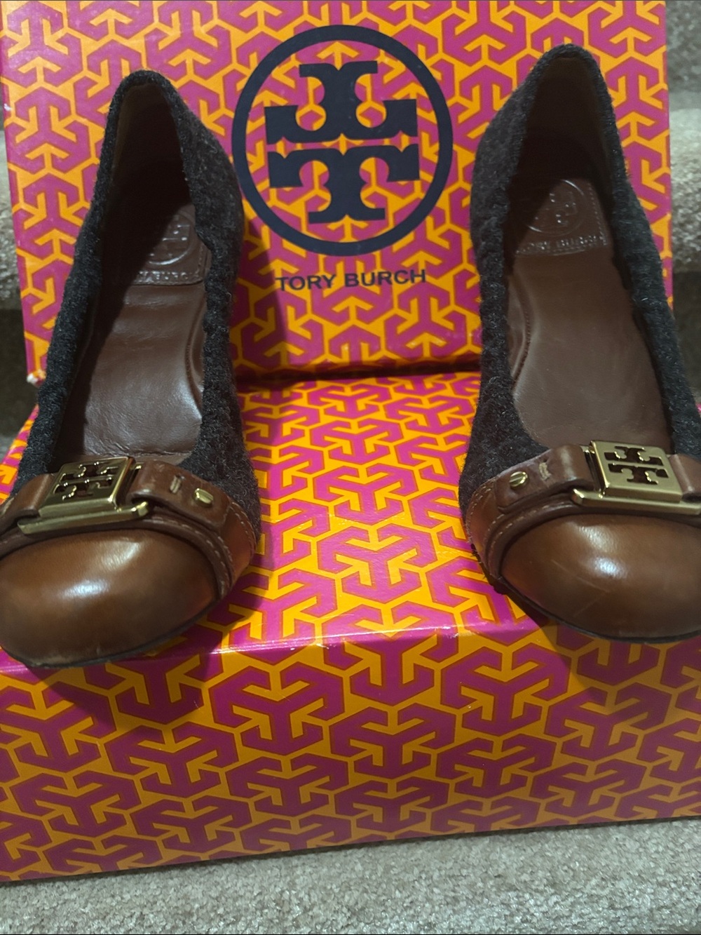 Tory Burch Brown Leather and Black Fabric Heel Pumps with Gold Logo
